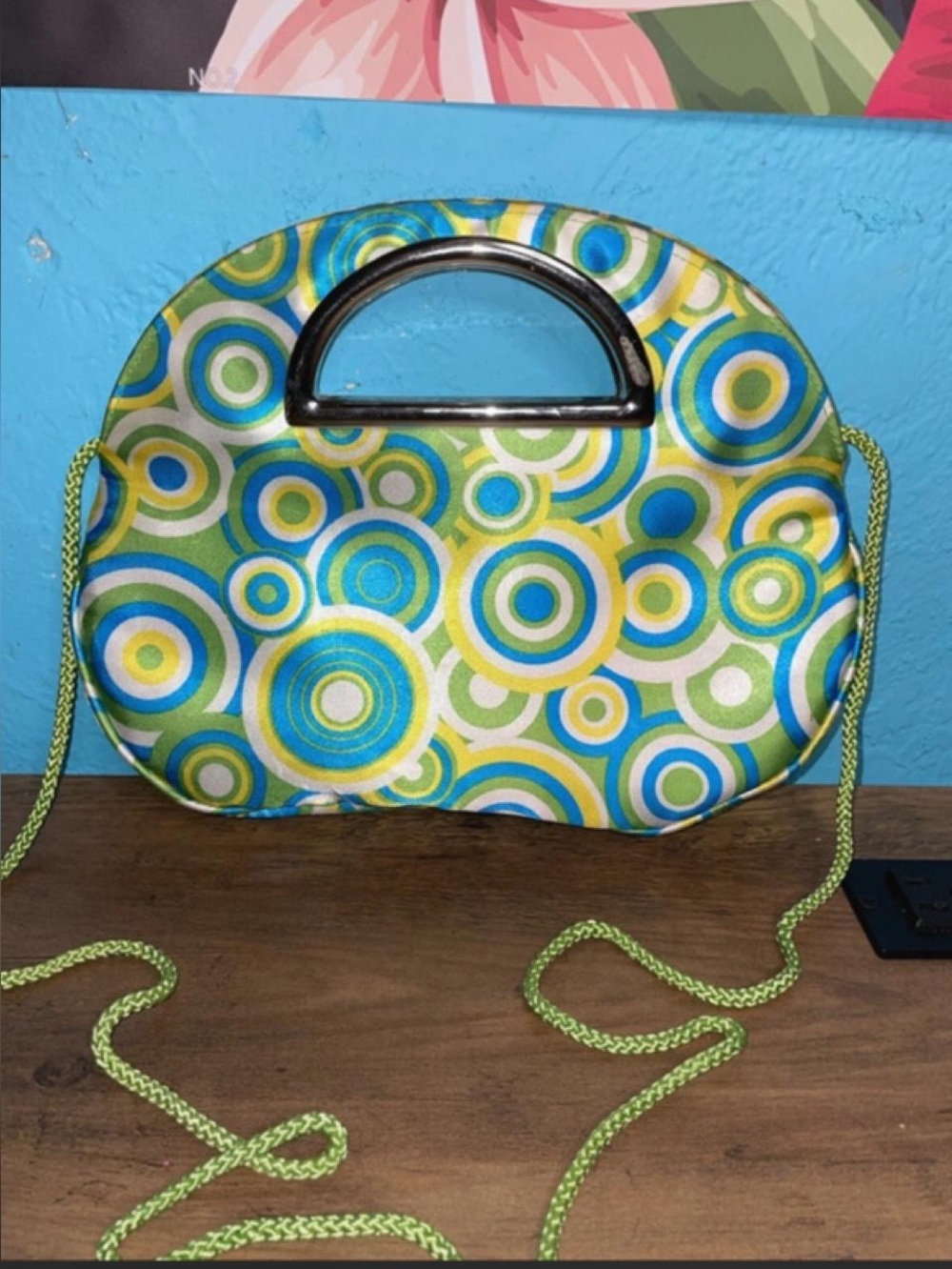 La regale Compact Circle-Print Crossbody Bag in Green & Blue